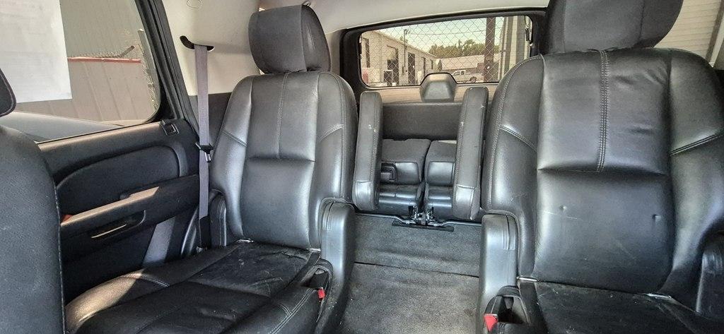 Chevrolet Tahoe LT 2WD 2011