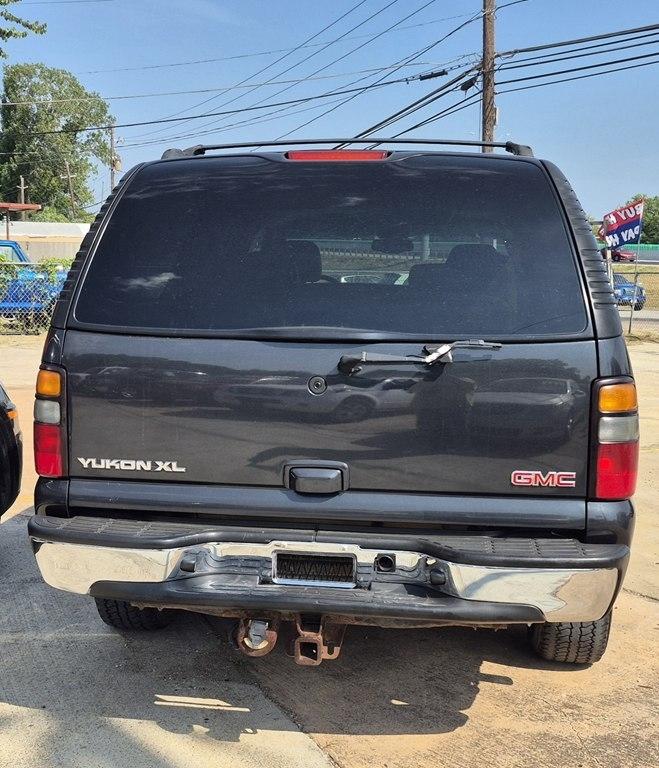 GMC Yukon XL 1500 4WD 2005