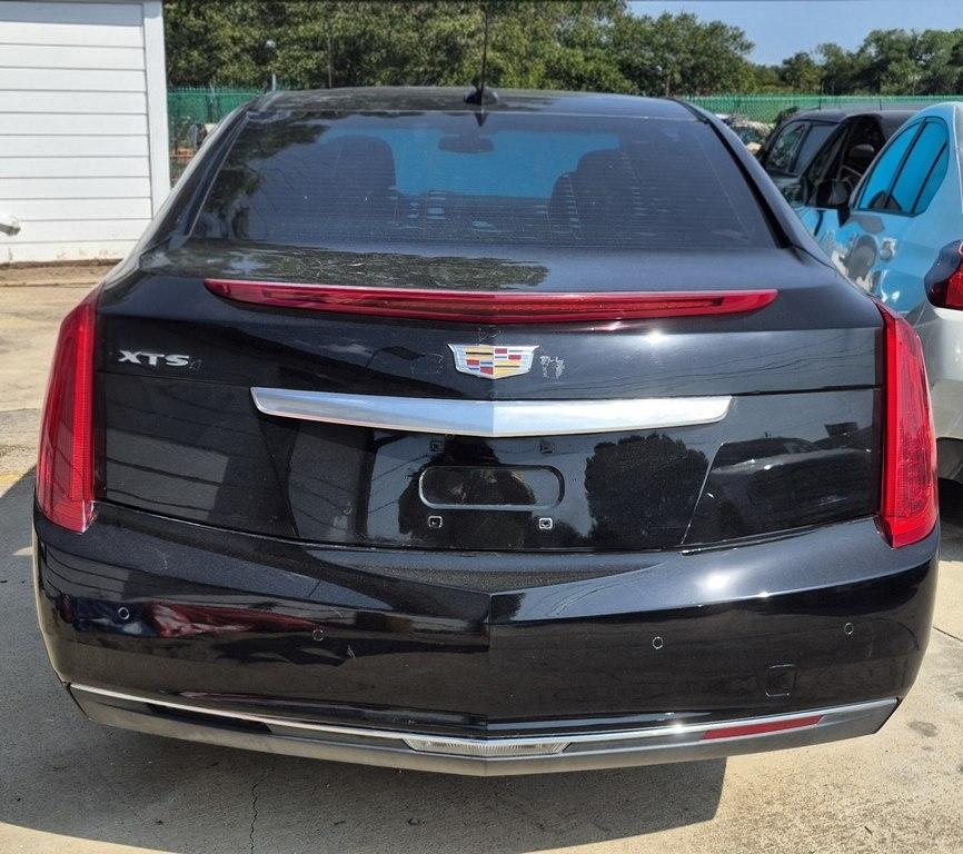 Cadillac XTS Base 2017