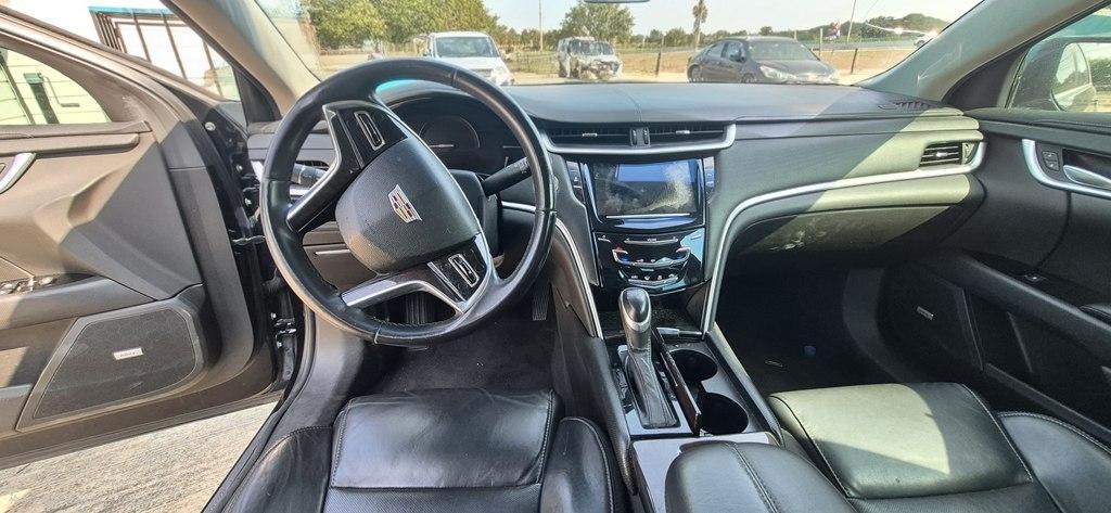 Cadillac XTS Base 2017