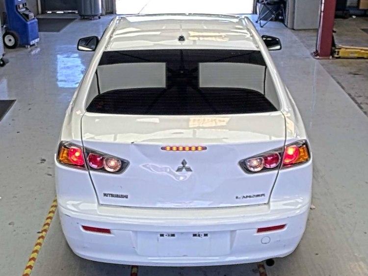 Mitsubishi Lancer ES 2011