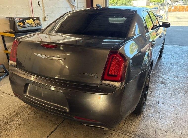Chrysler 300 S V6 RWD 2019