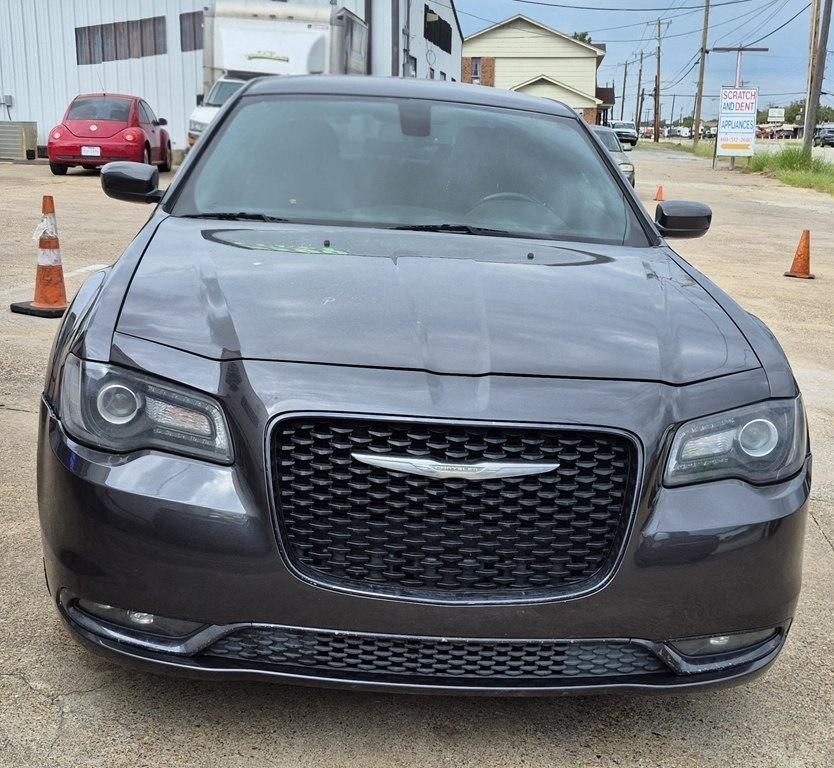 2018 Chrysler 300 S V6 RWD