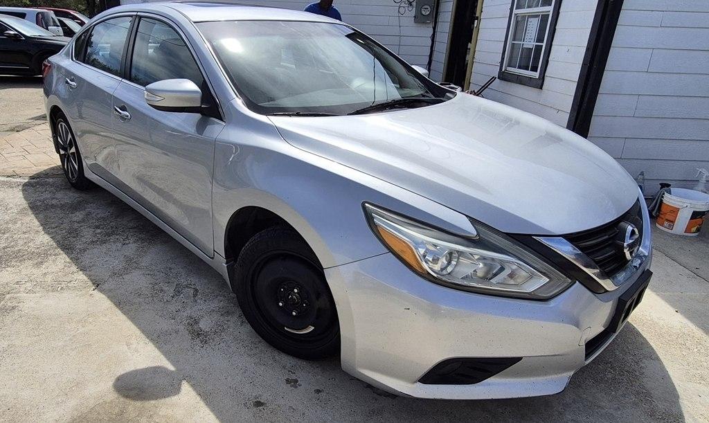 Nissan Altima 2.5 SV 2016
