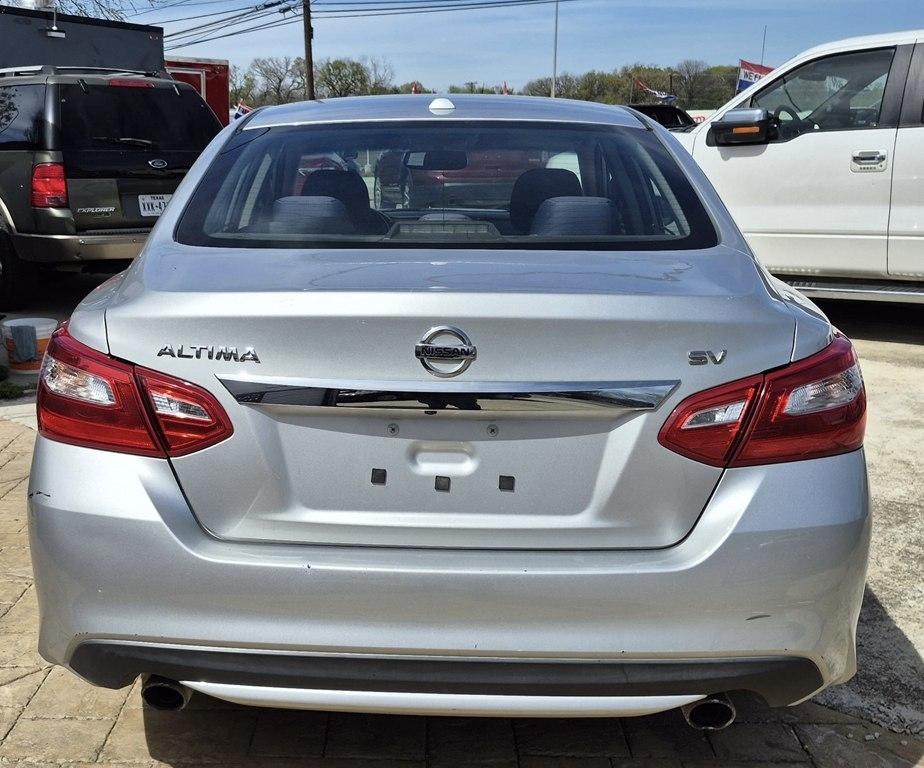 Nissan Altima 2.5 SV 2016