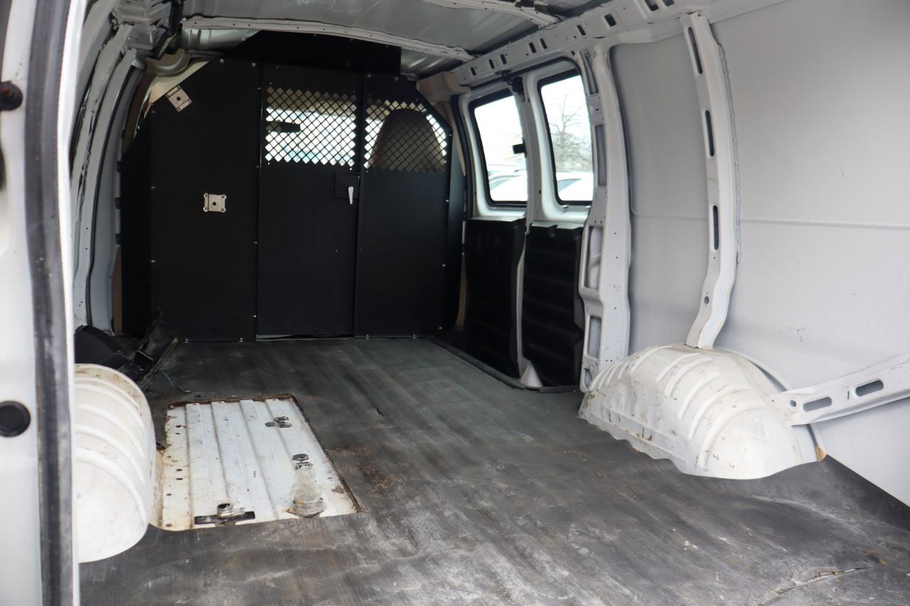 GMC Savana G2500 Cargo 2012