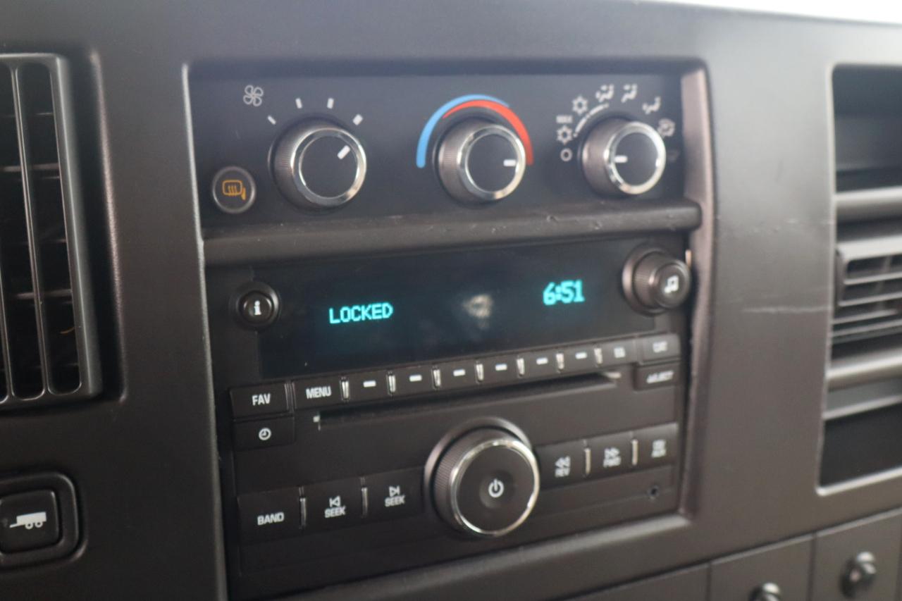 GMC Savana G2500 Cargo 2012