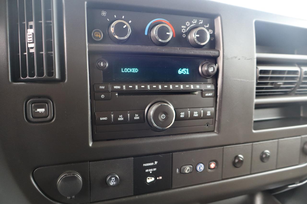 GMC Savana G2500 Cargo 2012