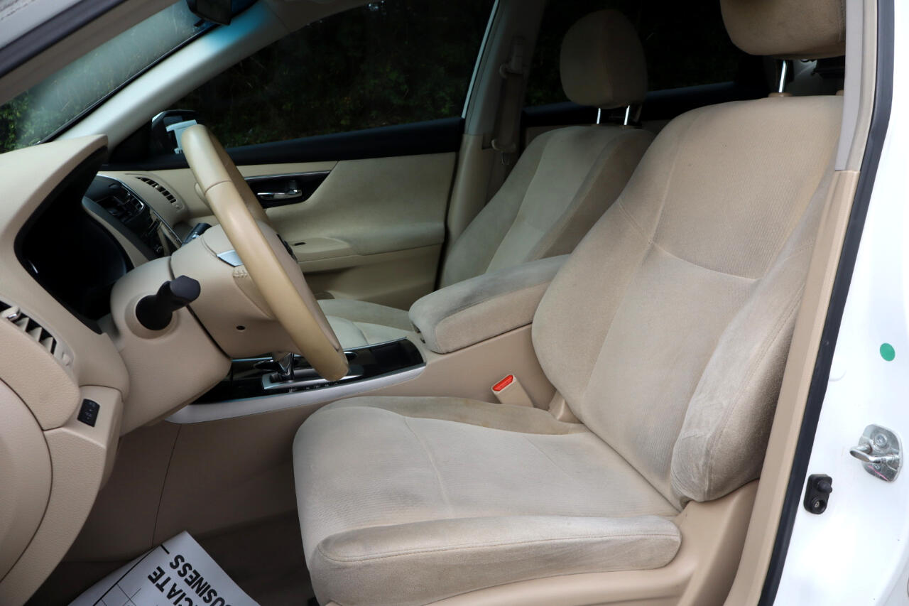 Nissan Altima 2.5 SV Sedan 2013 Nissan Altima 2.5 SV Sedan 2013