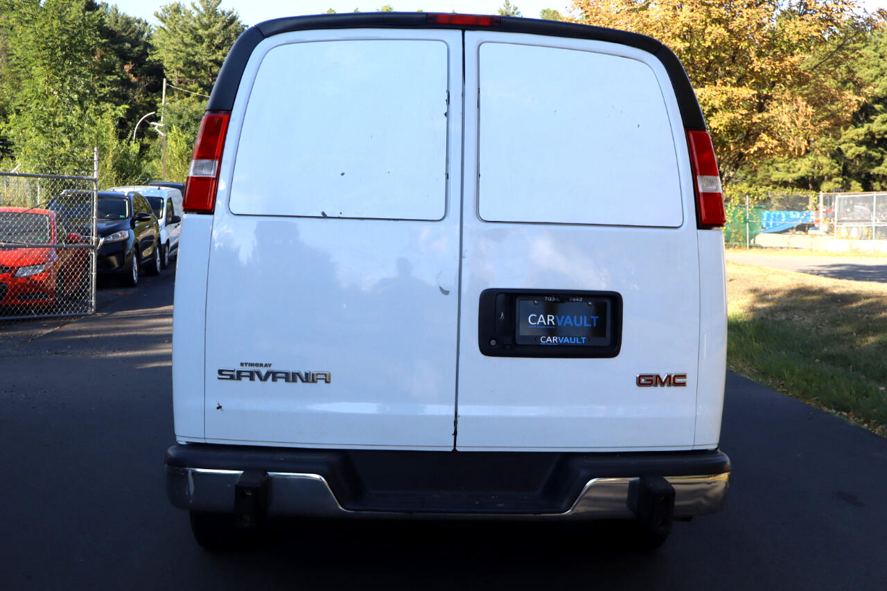 GMC Savana Cargo Van 2500 135" WB RWD 2020 GMC Savana Cargo Van 2500 135" WB RWD 2020