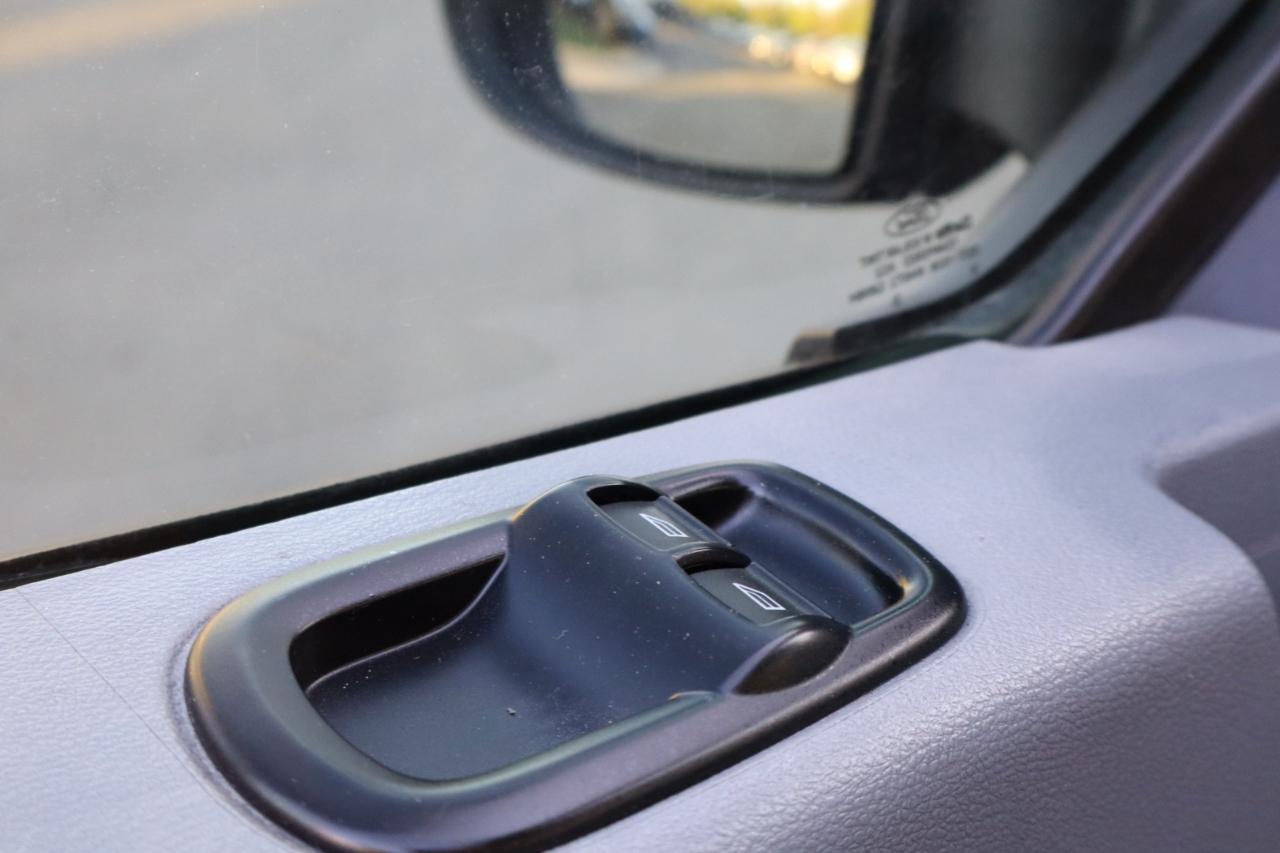 Ford Transit 150 Van Low Roof w/Sliding Pass. 130-in. WB 2016