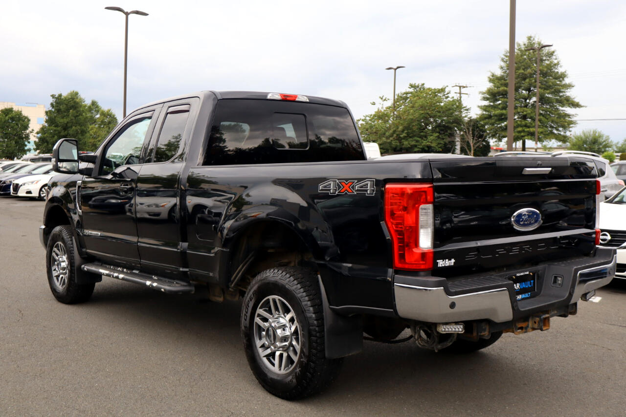 Ford F-350 SD Lariat SuperCab Short Bed 4WD 2018 Ford F-350 SD Lariat SuperCab Short Bed 4WD 2018