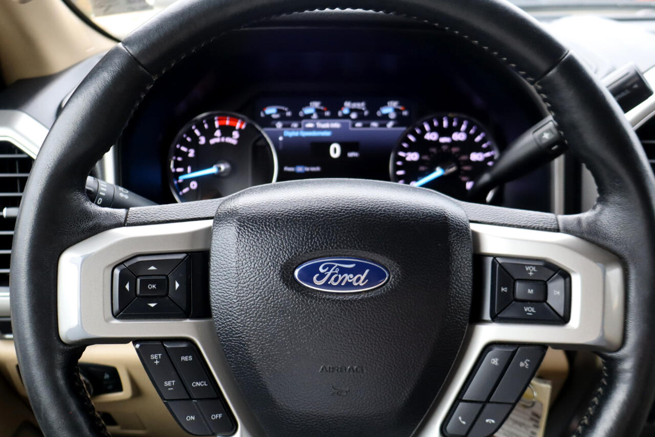 Ford F-350 SD Lariat SuperCab Short Bed 4WD 2018 Ford F-350 SD Lariat SuperCab Short Bed 4WD 2018