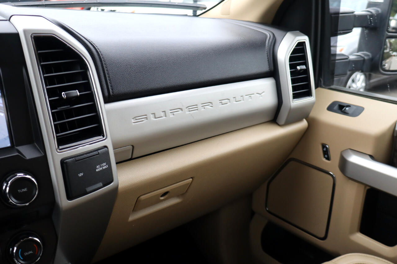 Ford F-350 SD Lariat SuperCab Short Bed 4WD 2018 Ford F-350 SD Lariat SuperCab Short Bed 4WD 2018