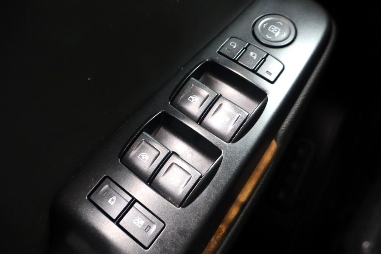 2016 Gmc Yukon XL Denali photo 24