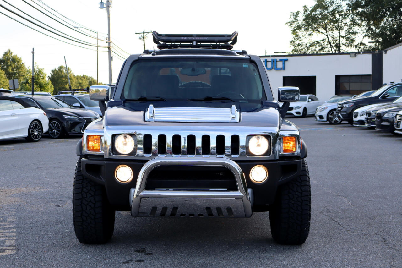 2009 Hummer H3 Base photo 2