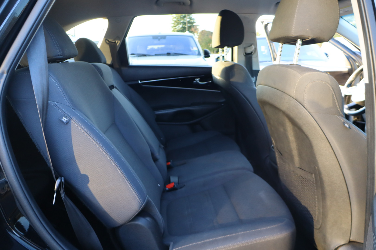 Kia Sorento LX 2WD 2019 Kia Sorento LX 2WD 2019