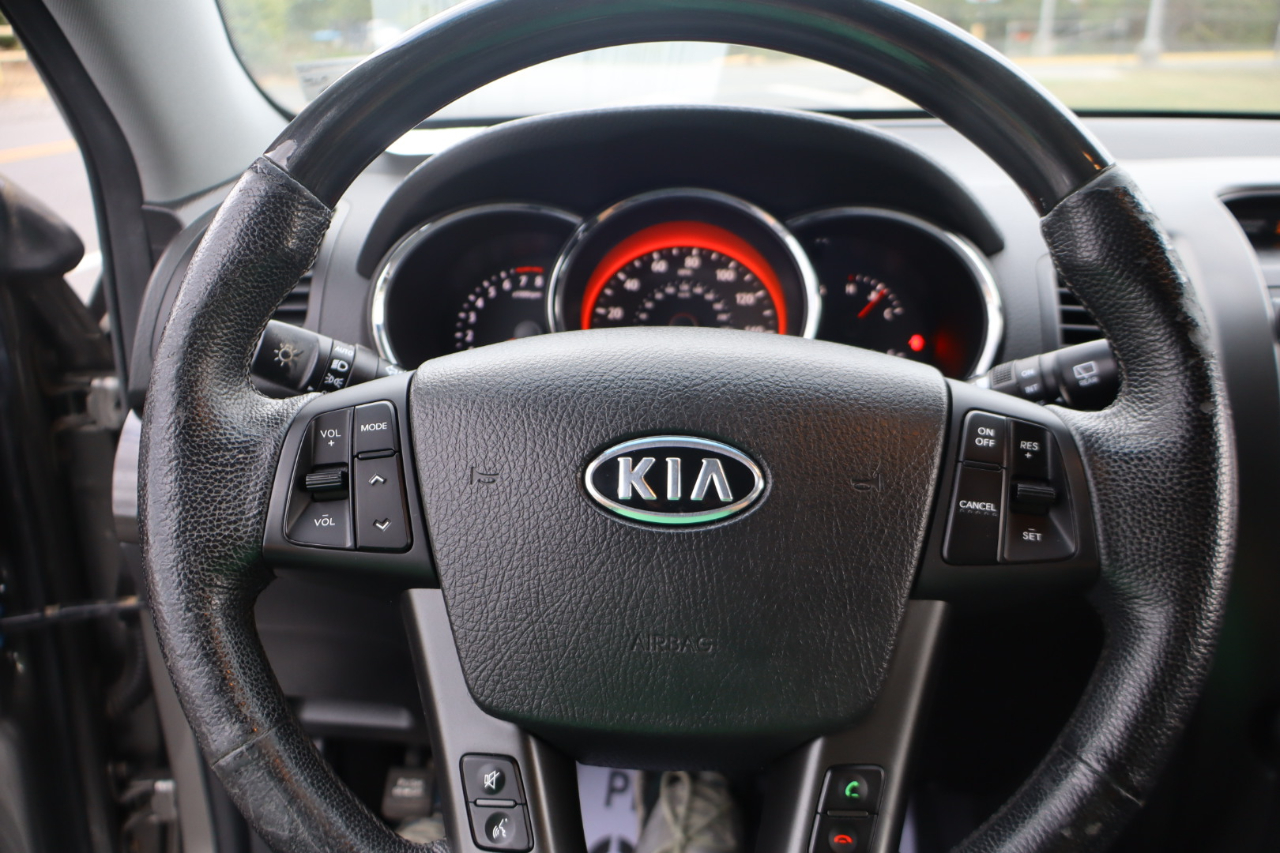 Kia Sorento SX 4WD 2013 Kia Sorento SX 4WD 2013