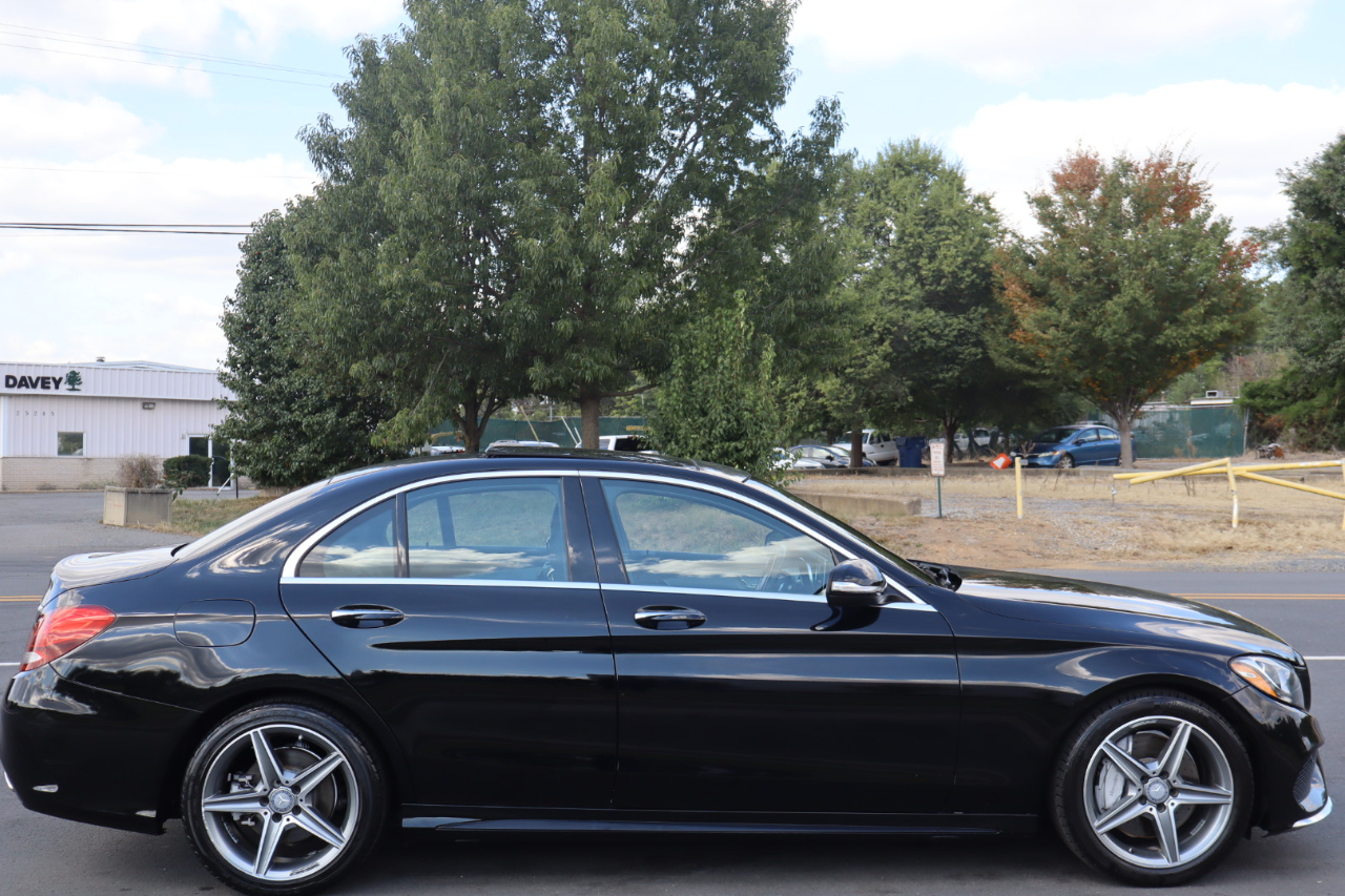 Mercedes-Benz C-Class C300 Sedan 2015 Mercedes-Benz C-Class C300 Sedan 2015