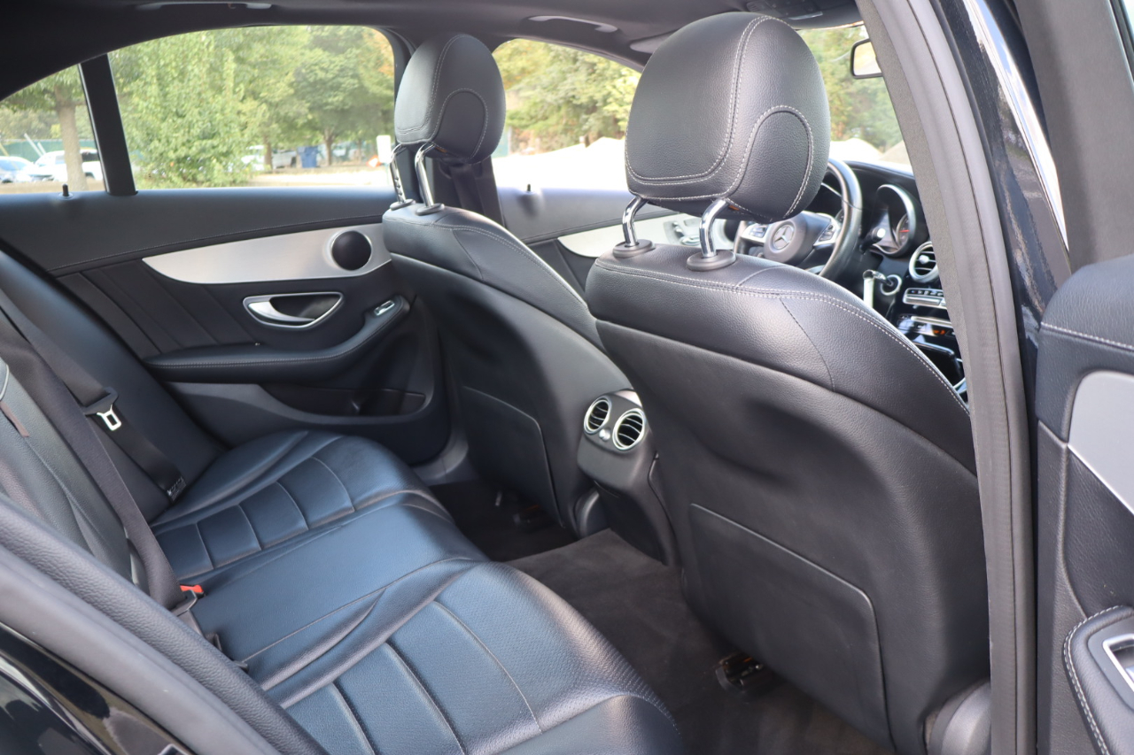 Mercedes-Benz C-Class C300 Sedan 2015 Mercedes-Benz C-Class C300 Sedan 2015