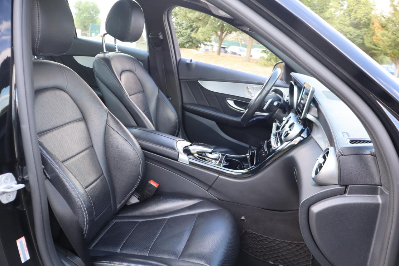 Mercedes-Benz C-Class C300 Sedan 2015 Mercedes-Benz C-Class C300 Sedan 2015