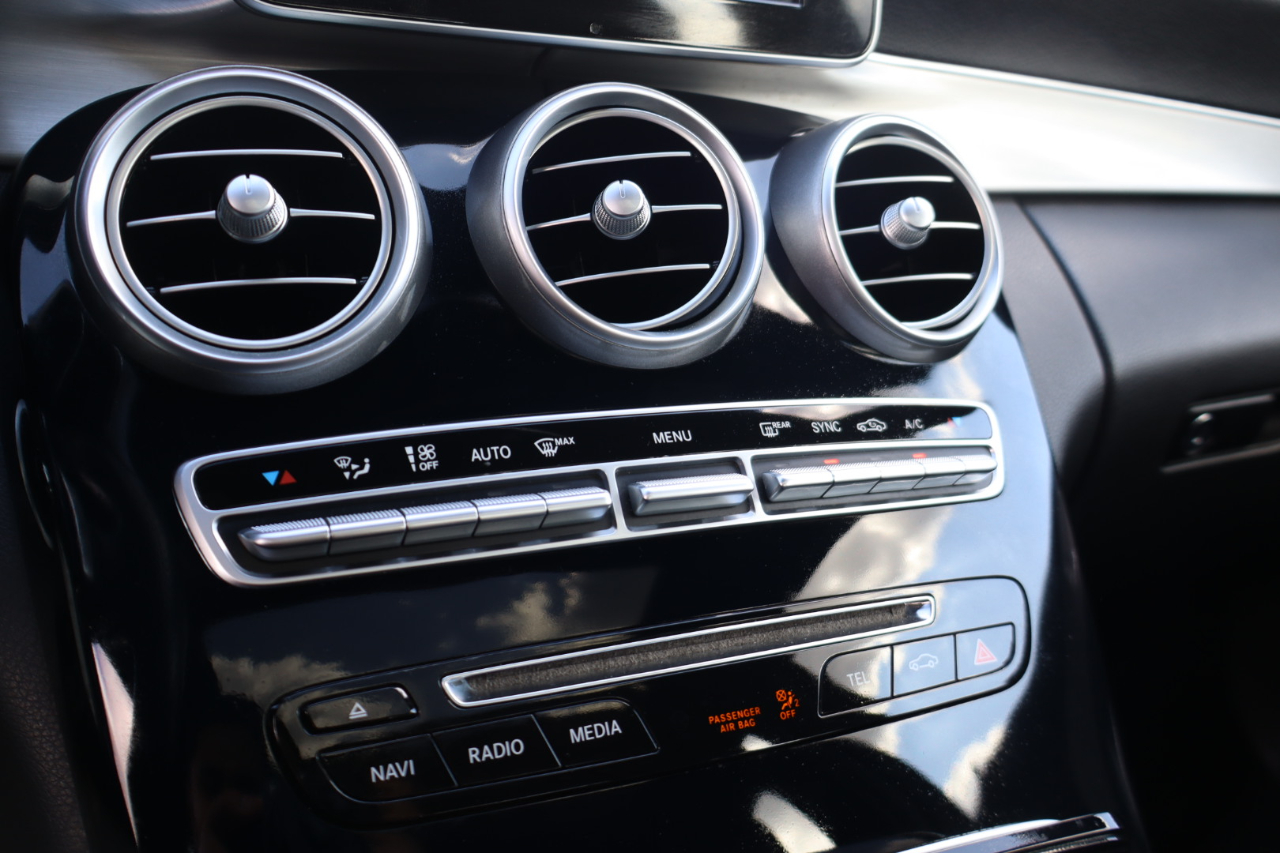 Mercedes-Benz C-Class C300 Sedan 2015 Mercedes-Benz C-Class C300 Sedan 2015