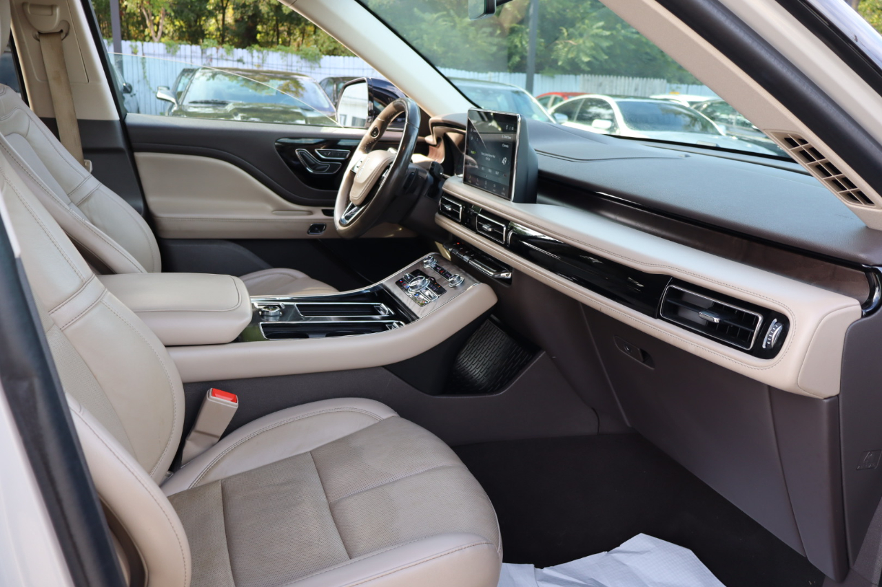 2021 Lincoln Aviator Reserve photo 16