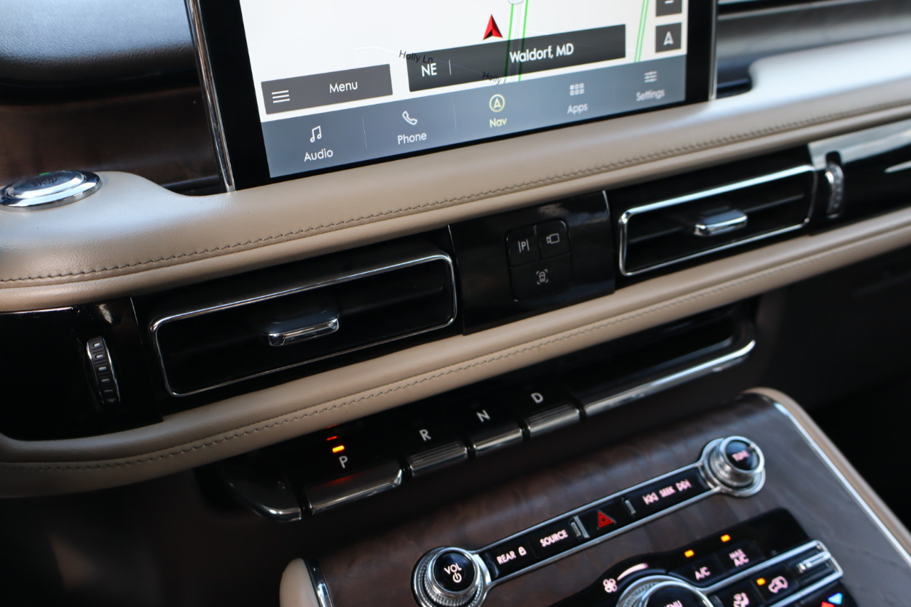 2021 Lincoln Aviator Reserve photo 25