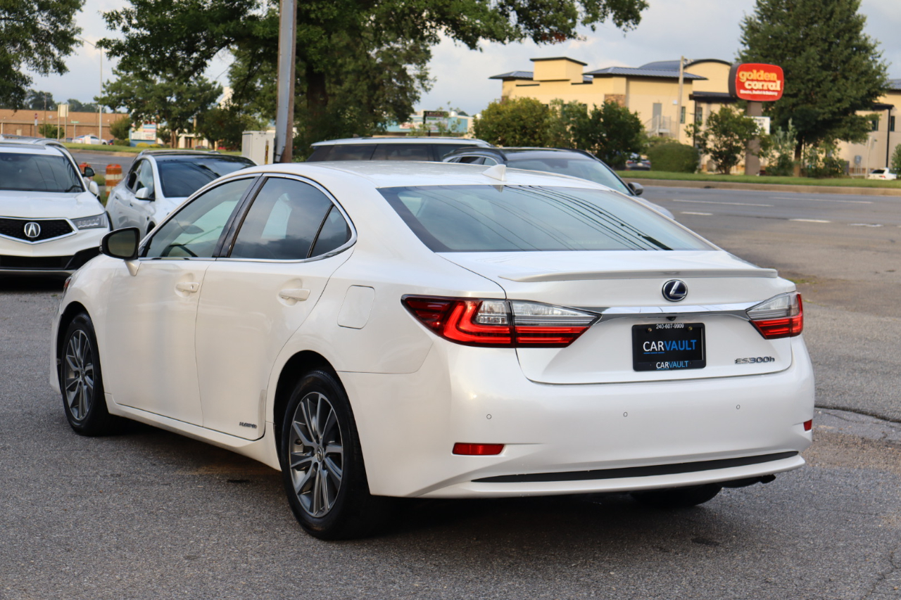 Lexus ES 300h Sedan 2018 Lexus ES 300h Sedan 2018