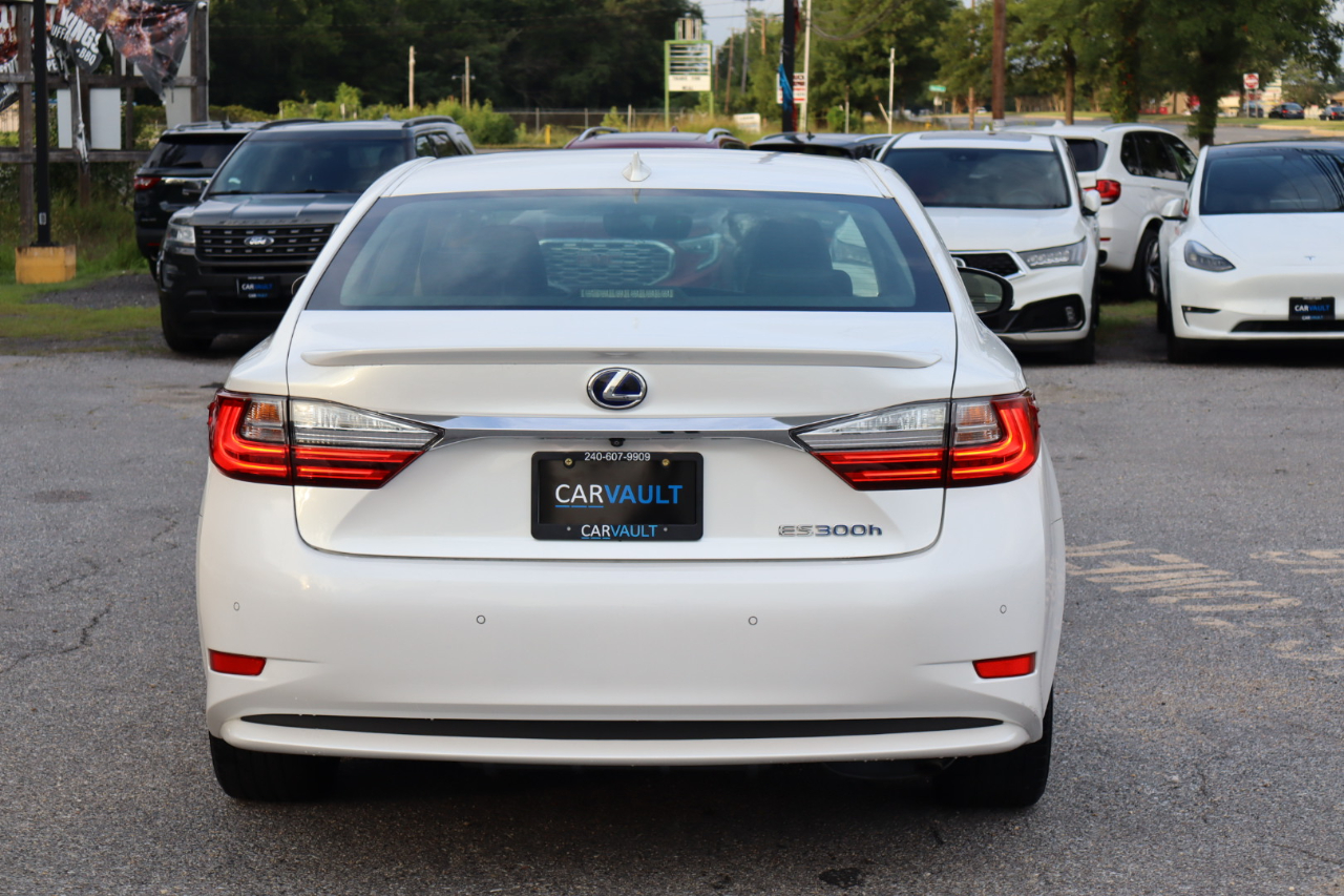 Lexus ES 300h Sedan 2018 Lexus ES 300h Sedan 2018