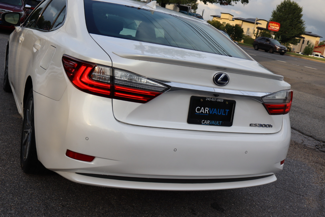 Lexus ES 300h Sedan 2018 Lexus ES 300h Sedan 2018