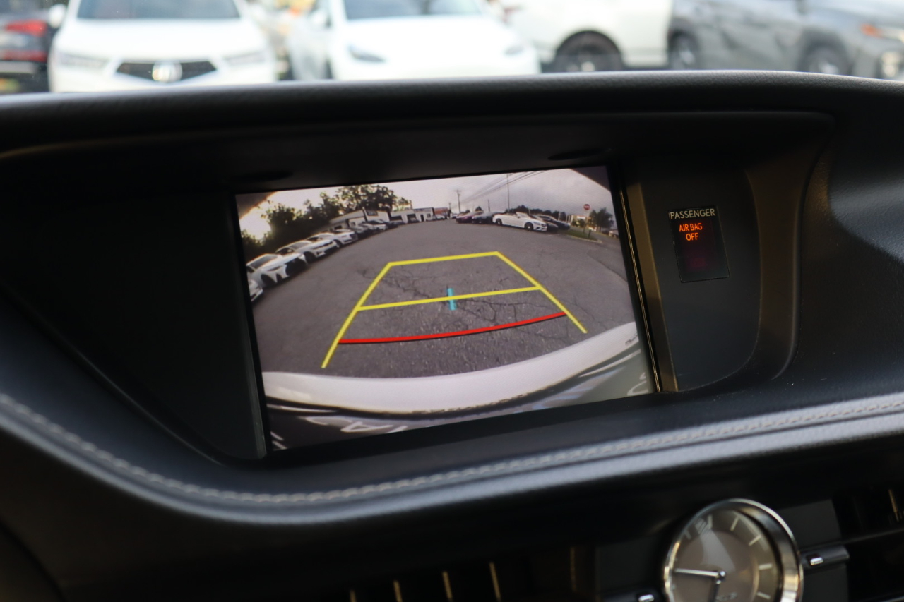 Lexus ES 300h Sedan 2018 Lexus ES 300h Sedan 2018