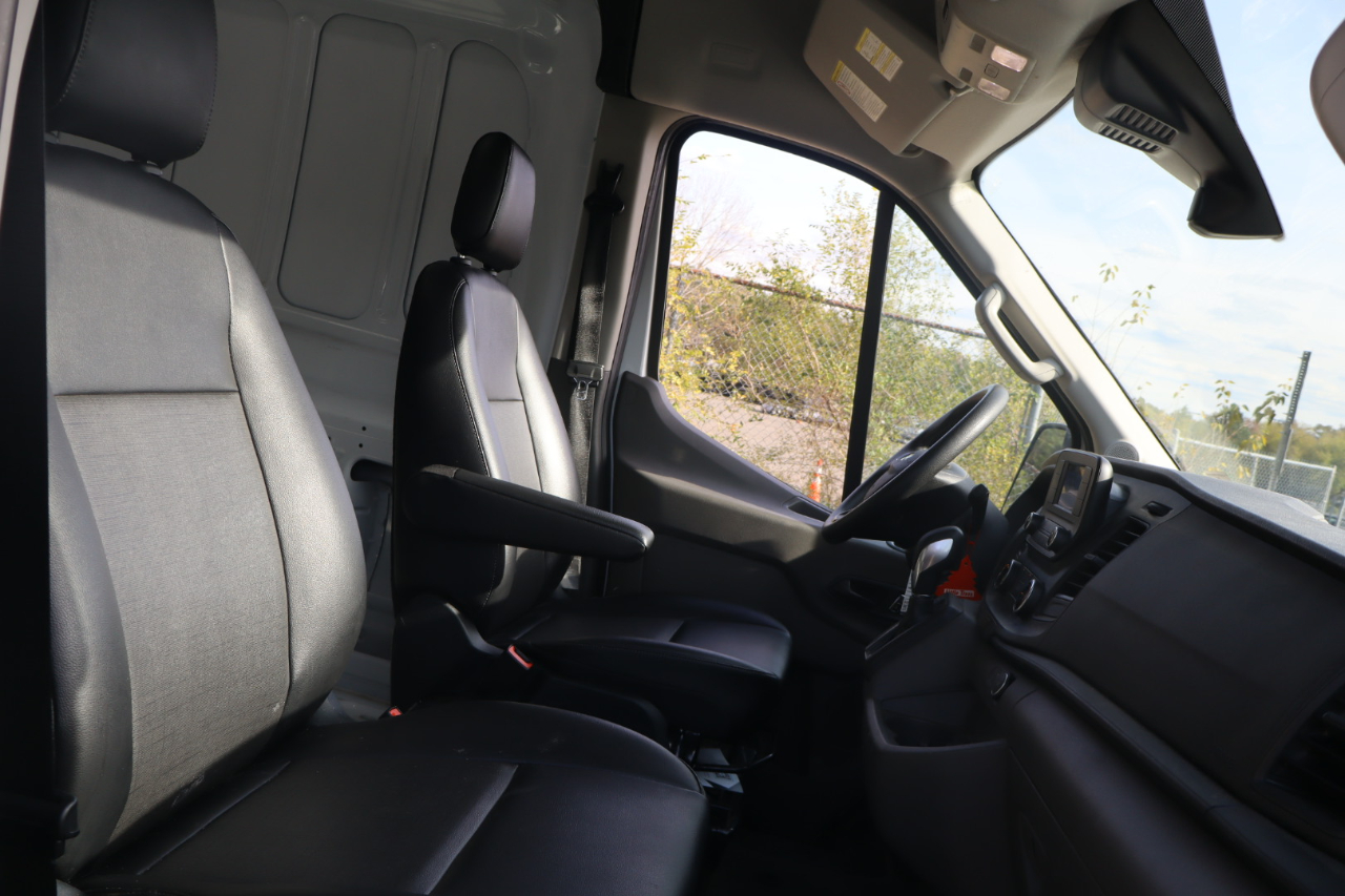 Ford Transit  2022 Ford Transit  2022