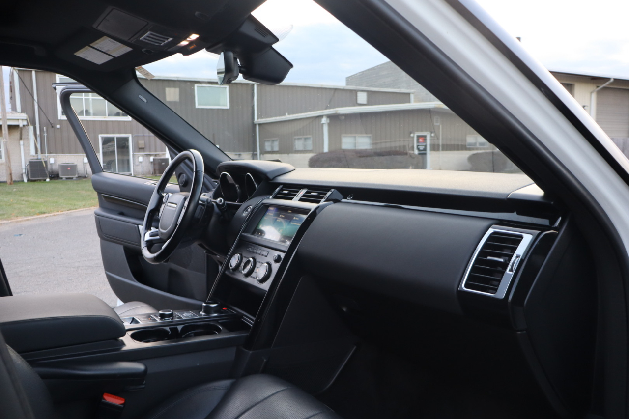 Land Rover Discovery SE 2019 Land Rover Discovery SE 2019