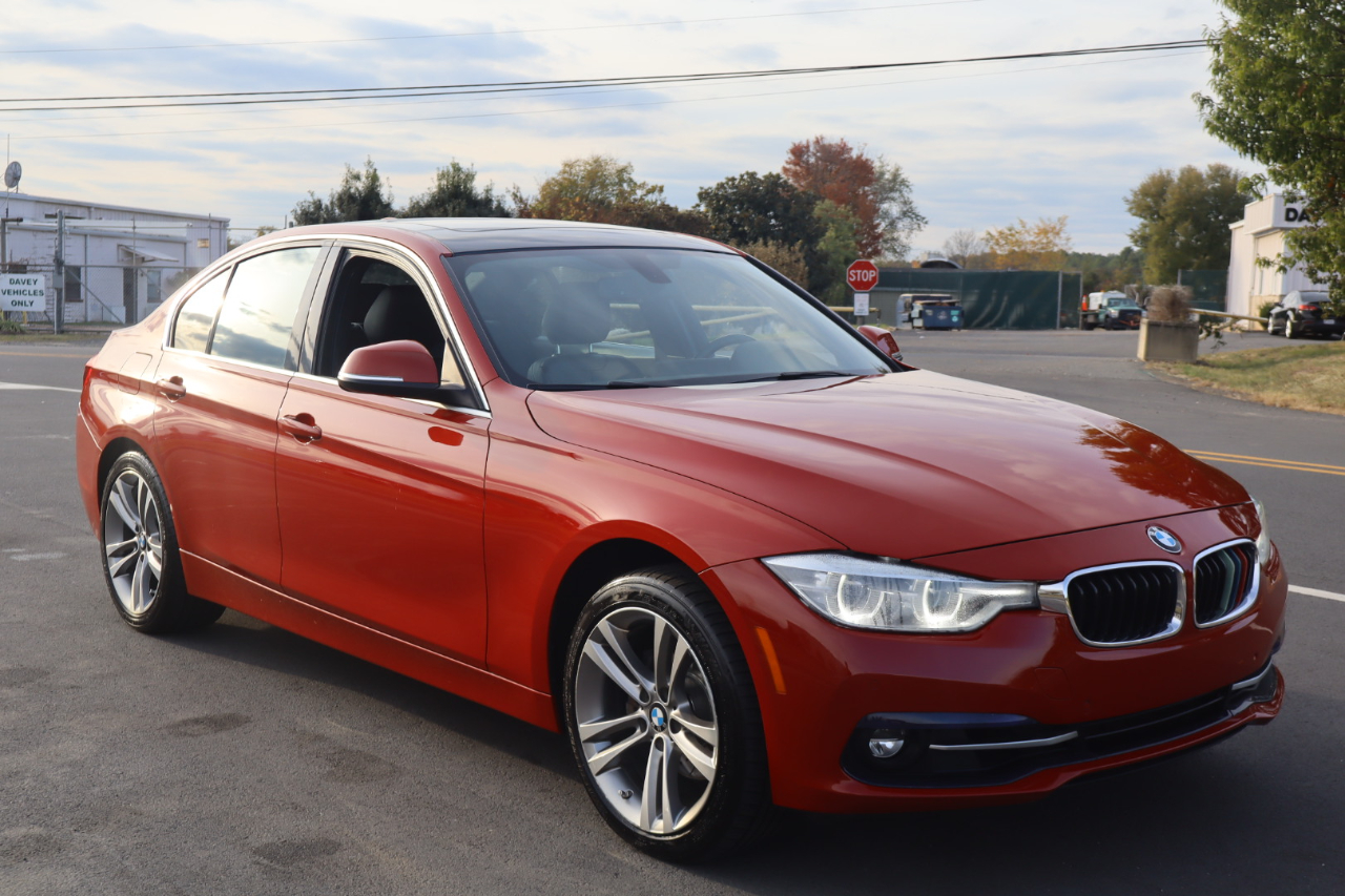 BMW 3-Series 330i 4D Sedan 2017 BMW 3-Series 330i 4D Sedan 2017