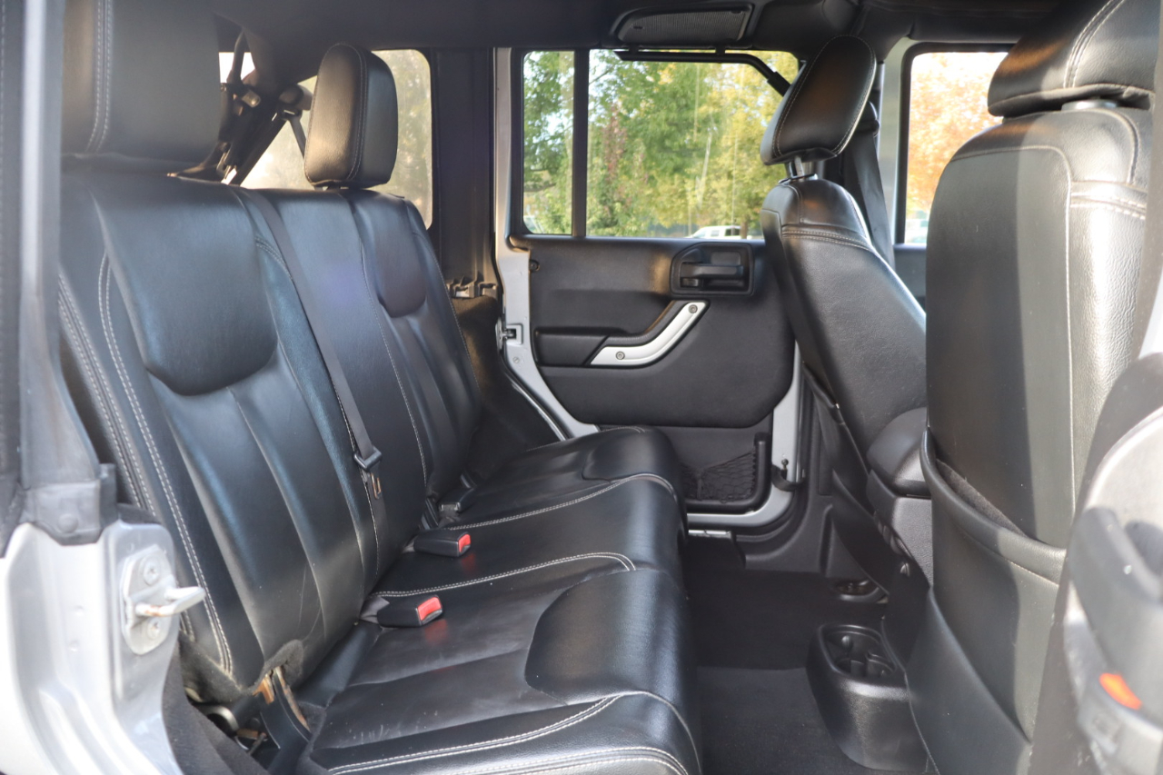 Jeep Wrangler Unlimited Rubicon 4WD 2015 Jeep Wrangler Unlimited Rubicon 4WD 2015