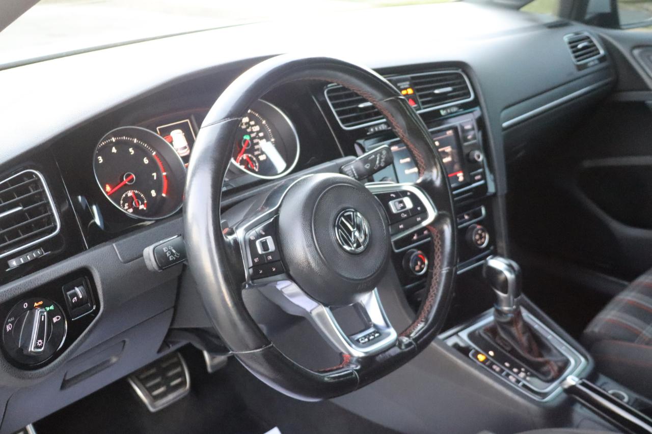 Volkswagen Golf GTI S 6A 4-Door 2018