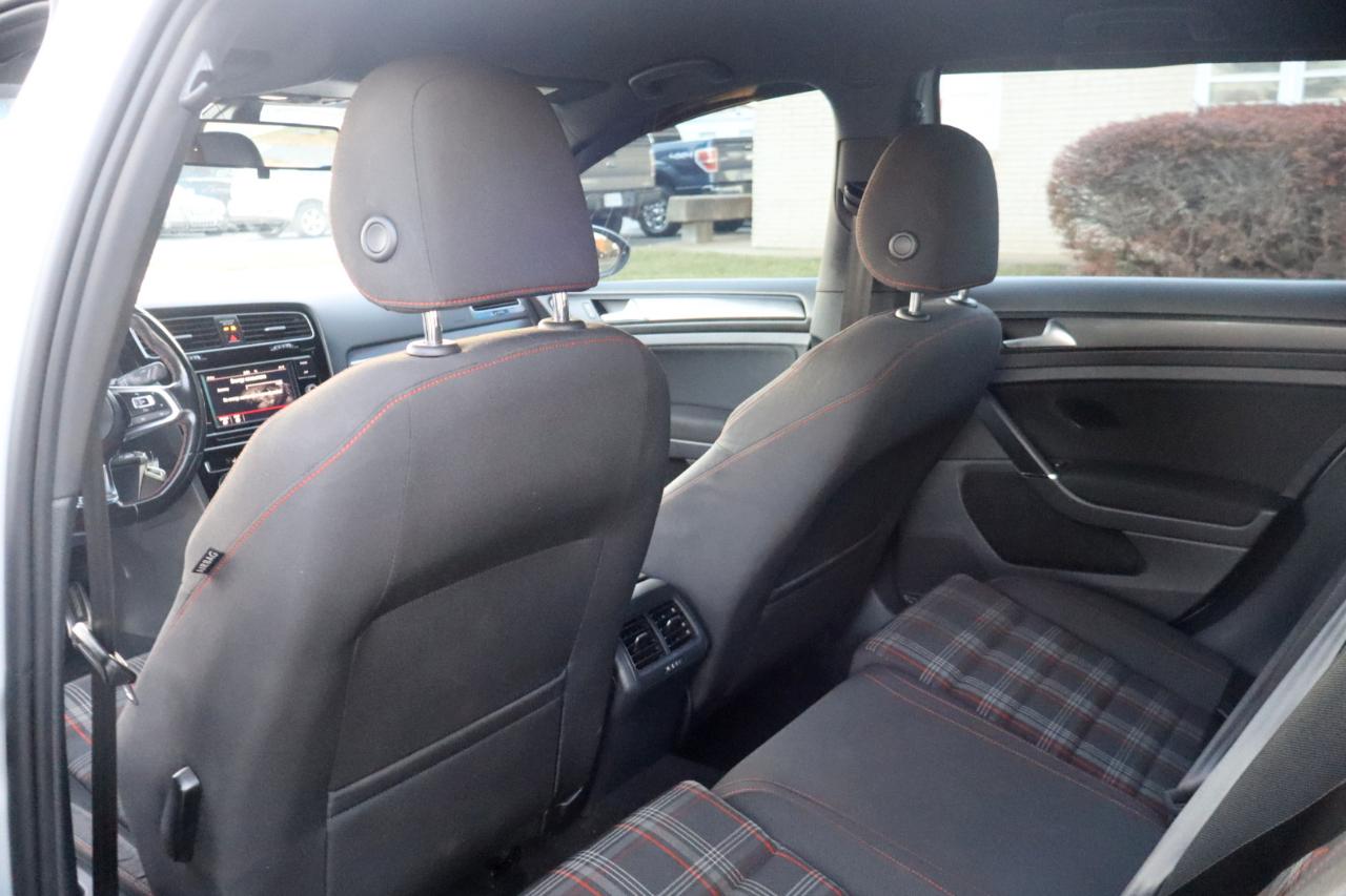 Volkswagen Golf GTI S 6A 4-Door 2018