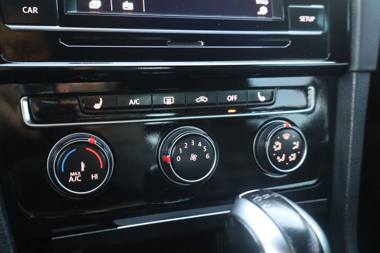 Volkswagen Golf GTI S 6A 4-Door 2018