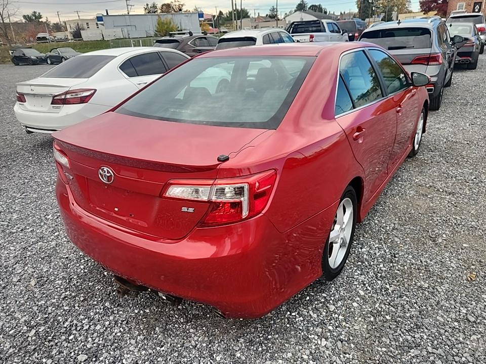 2012 Toyota Camry photo 2