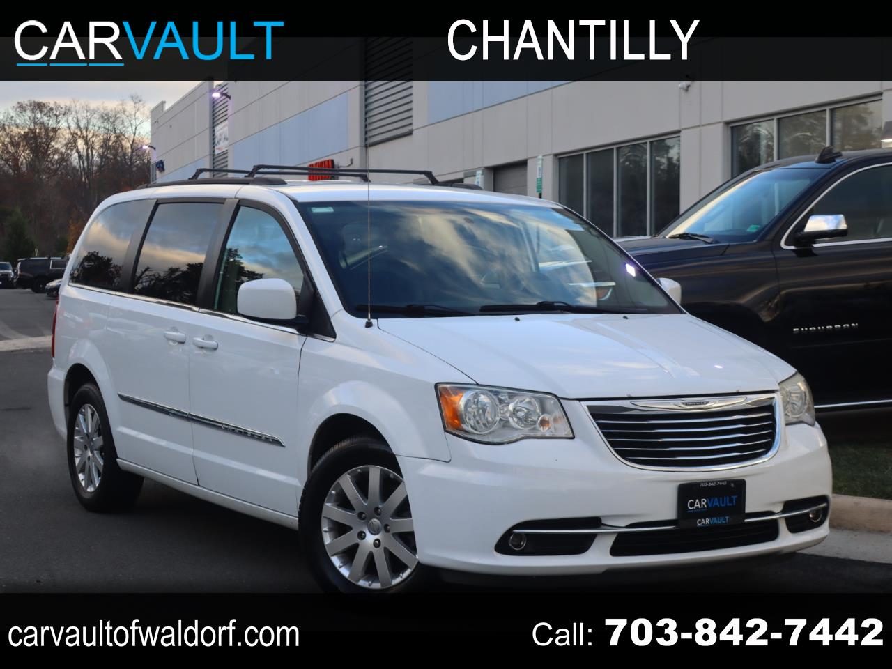 2016 Chrysler Town & Country Touring