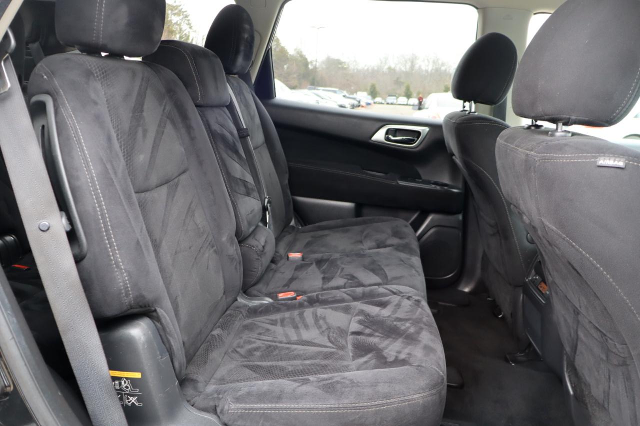 Nissan Pathfinder S 4WD 2015