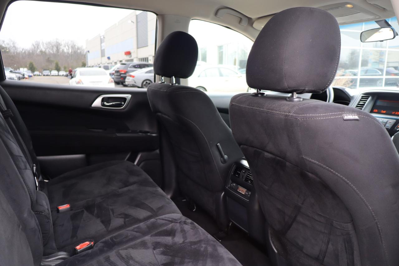 Nissan Pathfinder S 4WD 2015