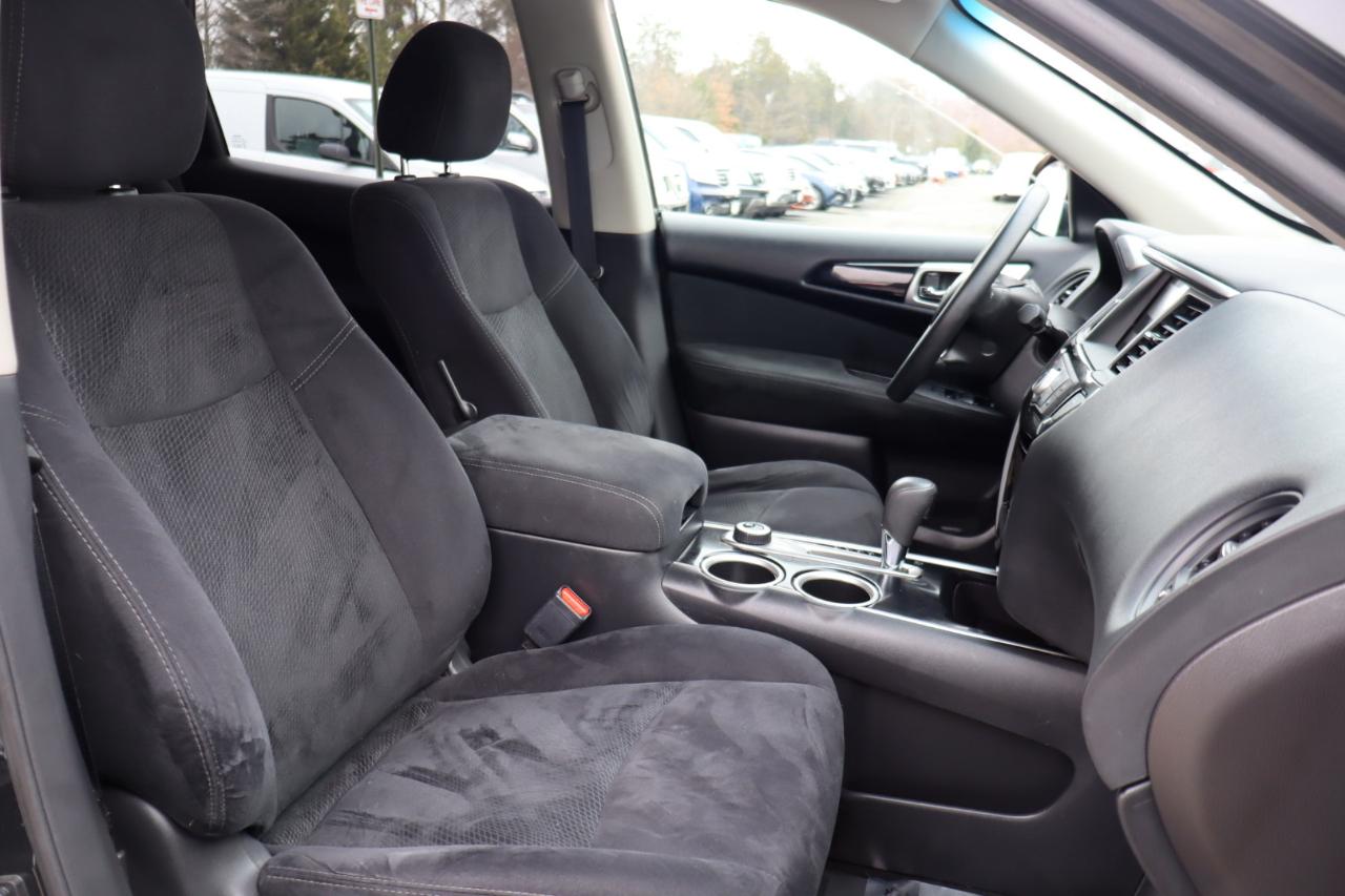 Nissan Pathfinder S 4WD 2015