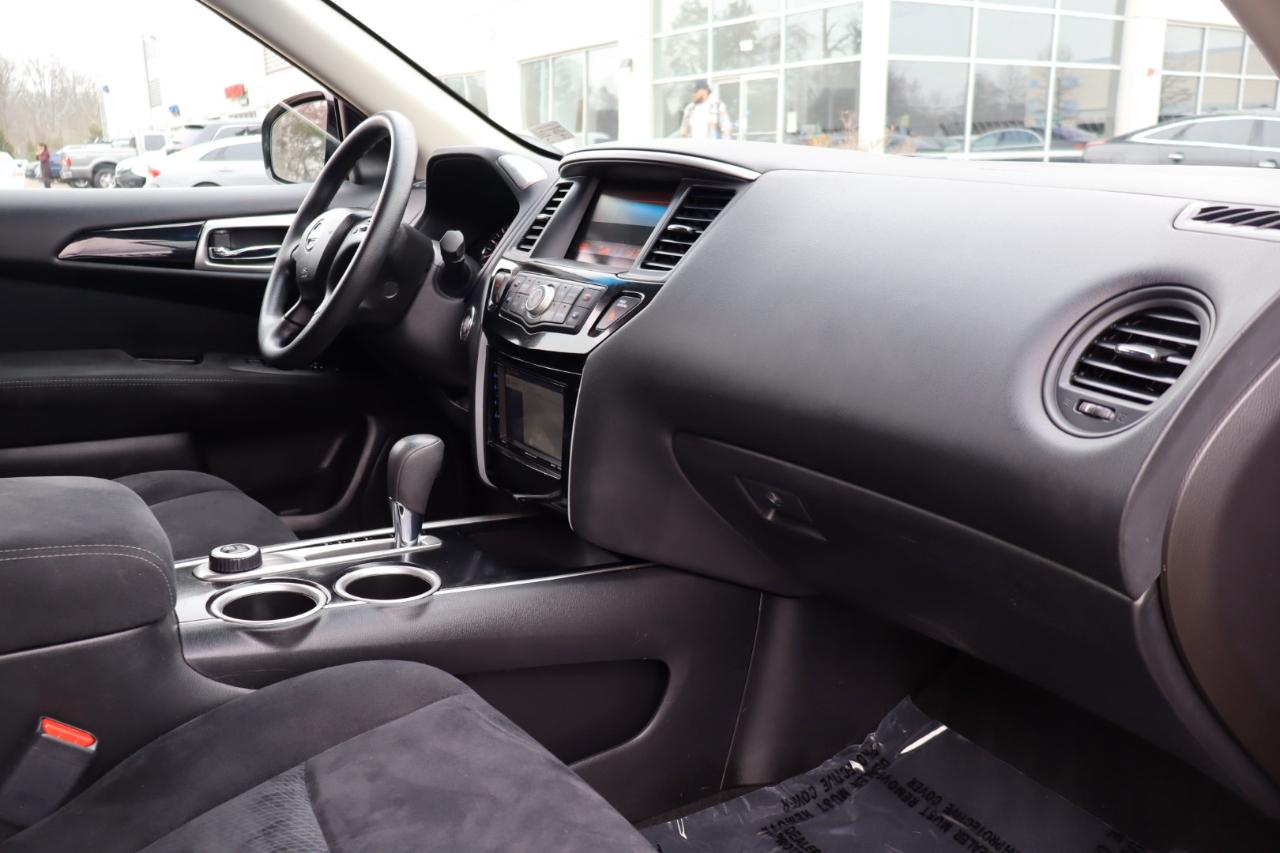 Nissan Pathfinder S 4WD 2015