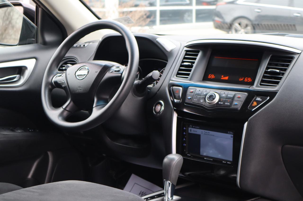 Nissan Pathfinder S 4WD 2015