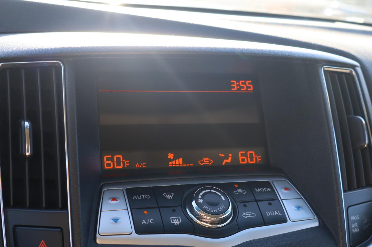 Nissan Maxima SV 4D Sedan 2012