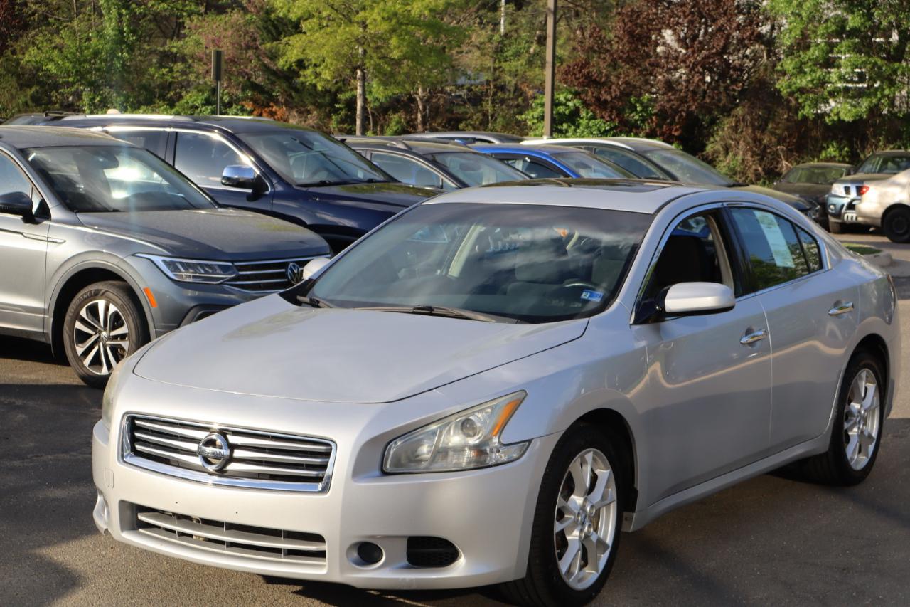 Nissan Maxima SV 4D Sedan 2012