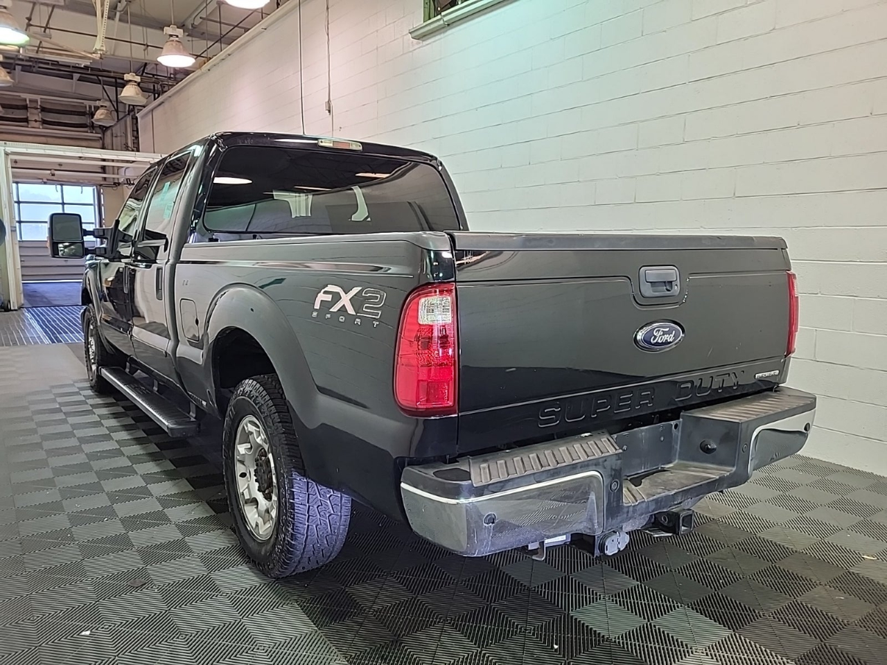 2016 Ford F-250 XLT photo 2