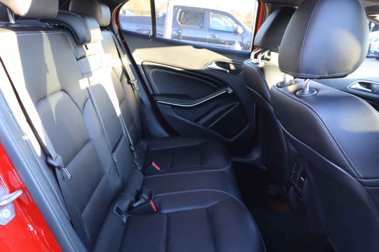 Mercedes-Benz GLA-Class GLA250 4MATIC 2019